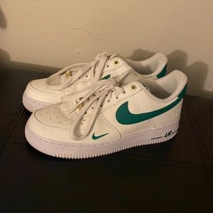 Nike Air Force 1